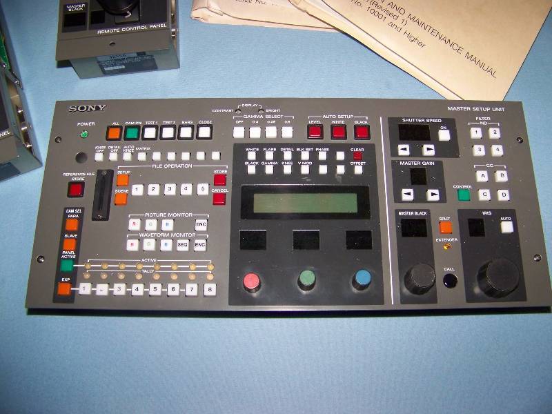 lot 71 image: (1) Sony, Master Set-up Unit and (3) Sony, Remote Control Panels