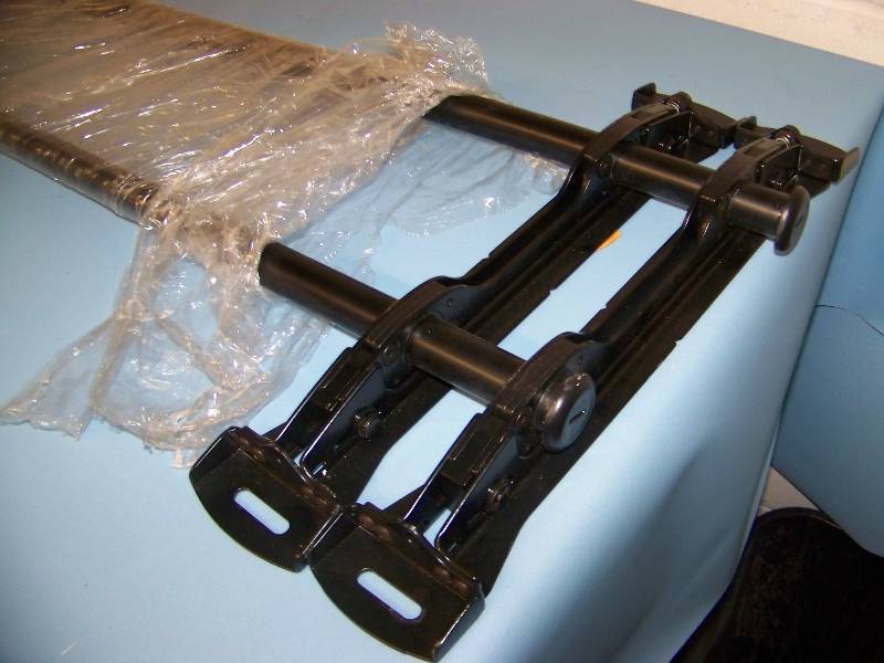 lot 13 image: Chief Manufacturing, Fusion Series, Flat Panel  TV  Monitor  Display, Tilt Wall Mount