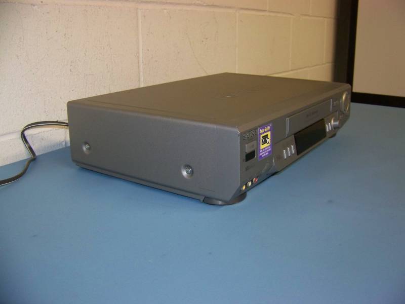 lot 49 image: Sony, Video Cassette Recorder (VCR) with Remote Control