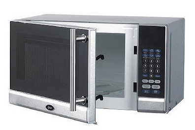 Oster .7 cu. ft. 700W Microwave Oven
