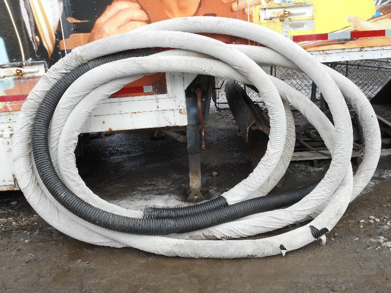 lot 15 image: Approx 100ft Roll Of 4 Drainage Ho...