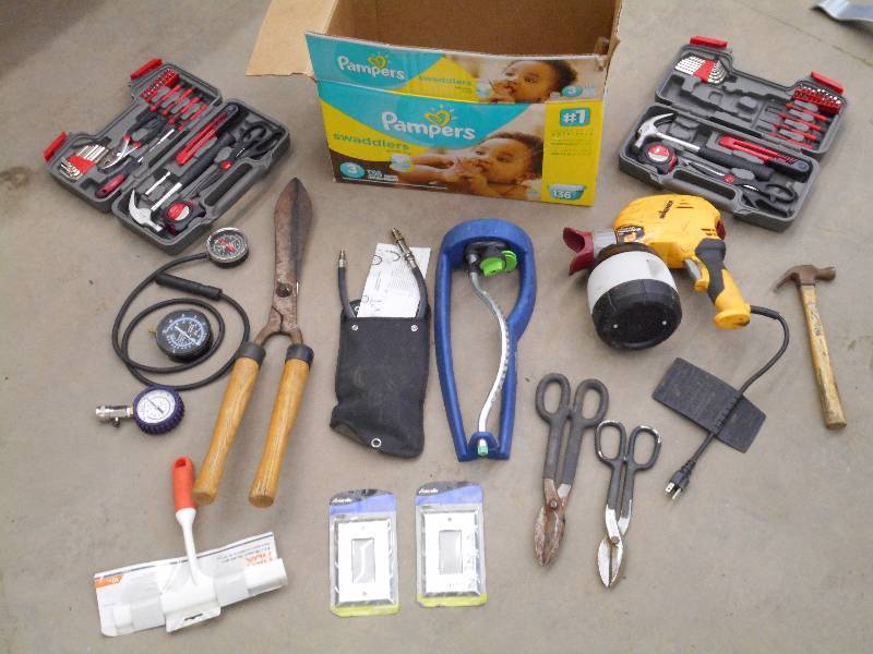 lot 39 image: Box Lot Of Misc Hand Tools, Paint ...