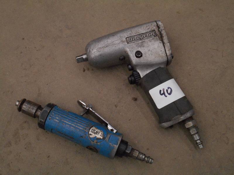 lot 40 image: (1) Snap-On Impact Wrench & (1) Pne...