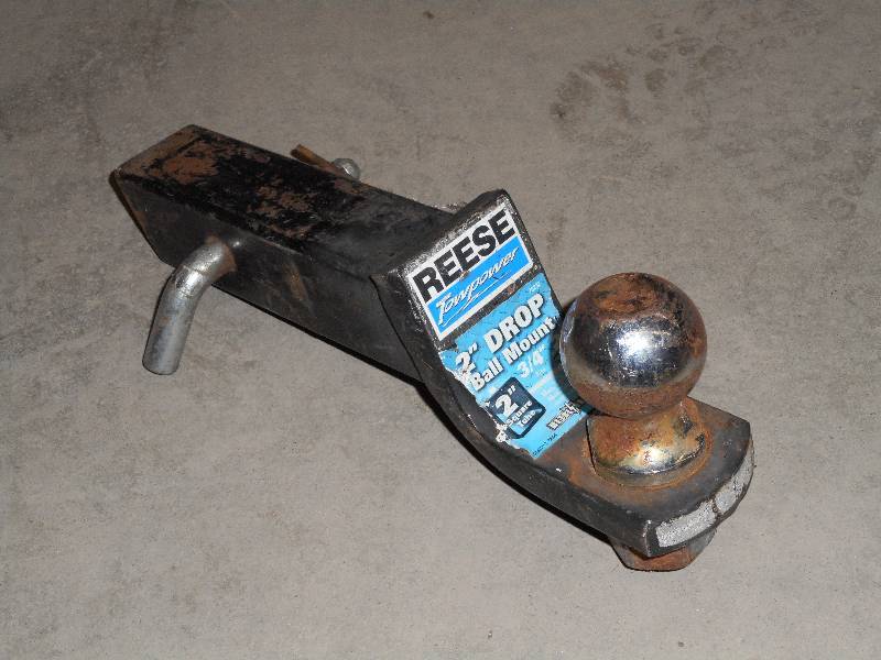lot 42 image: Receiver Hitch With 2 Ball...