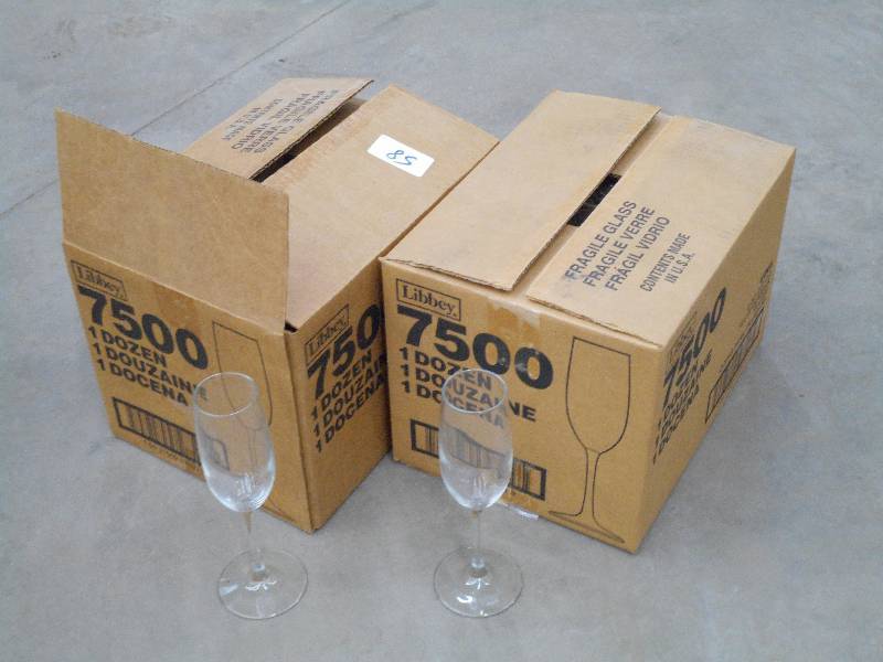 lot 58 image: (2) Dozen Unused 8oz Flute Glasses ...