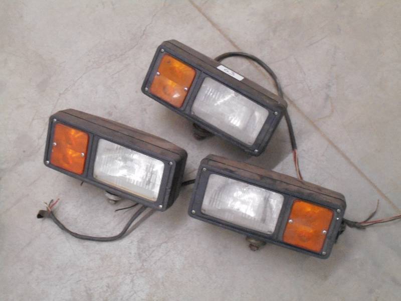 lot 63 image: (3) Western 12Volt Plow Lights ...