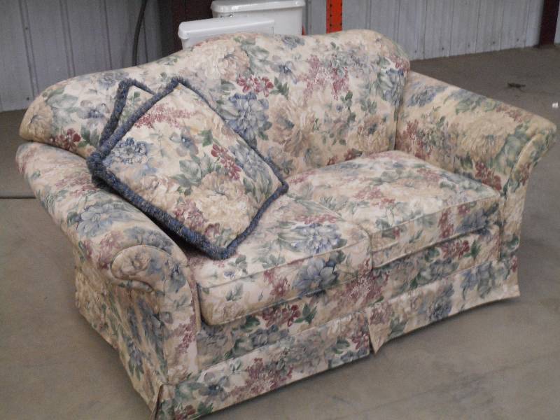 lot 66 image: Two-Seater Floral Print Fabric Sofa...