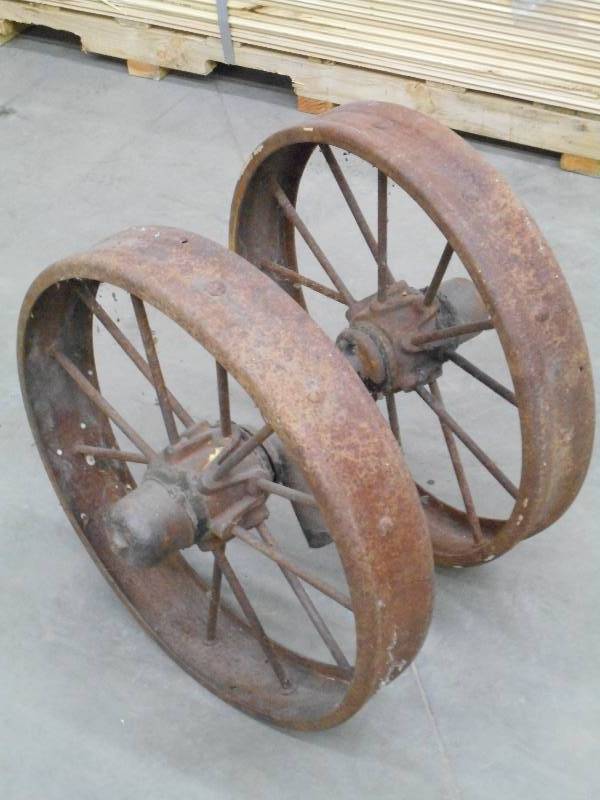 2 Antique 24 Steel Wagon Wheels Loretto Equipment 283 K BID   1653224 