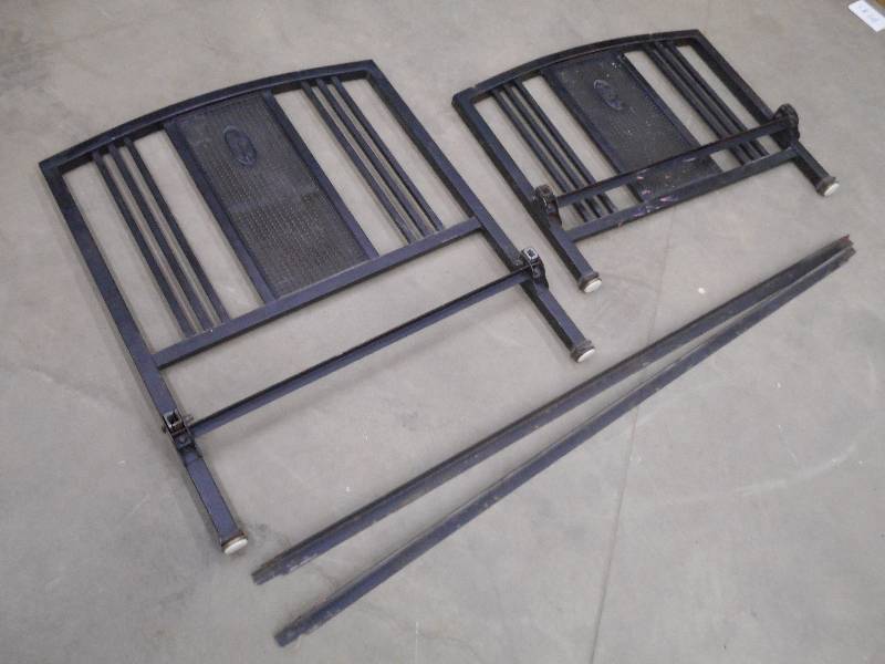 lot 129 image: Antique Steel Bed Frame Set, Comple...