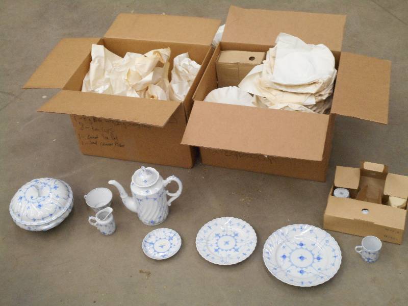 lot 131 image: Complete Porsgrund (Norway) China S...
