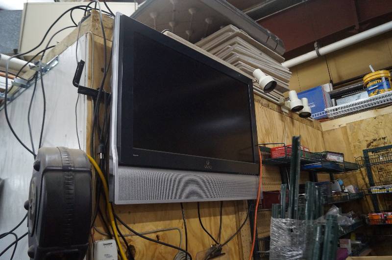 Flatscreen TV
