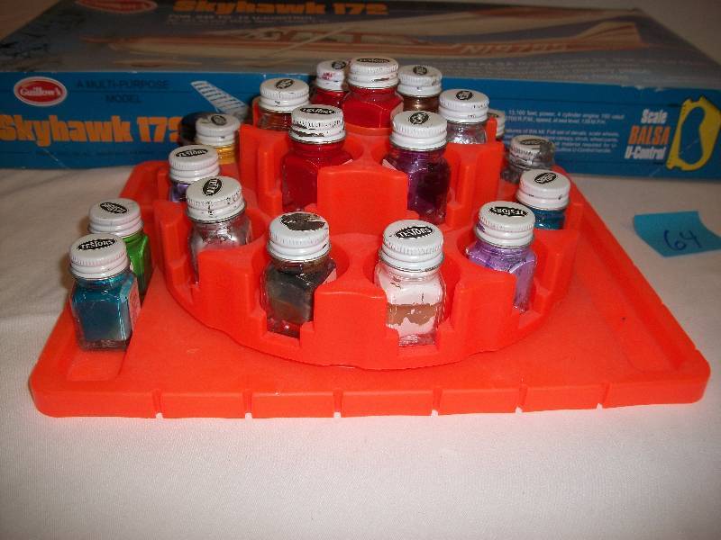 Skyhawk & Paints