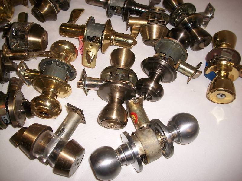 Misc Lot of Knobs & Deadbolts