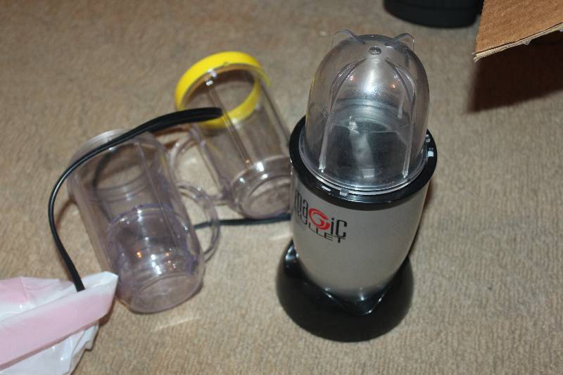 lot 245 image: Magic Bullet Set