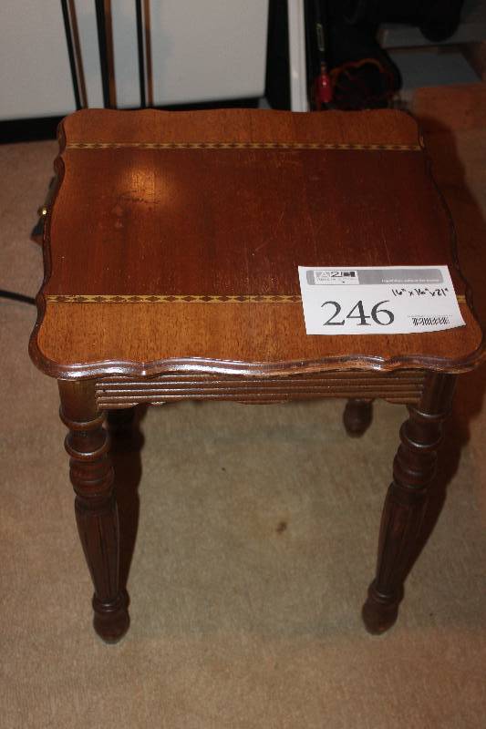 lot 246 image: End Table