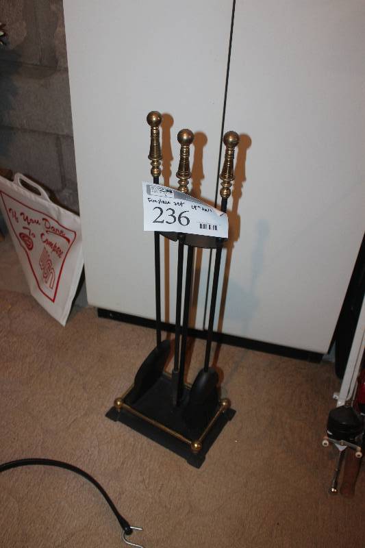 lot 236 image: Fireplace Set