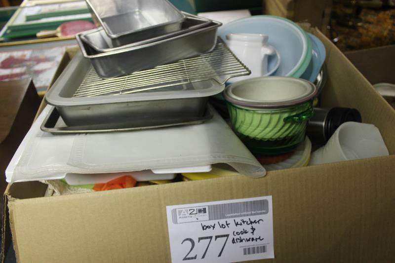 lot 277 image: Box Lot of Kitchen Cookware, Dishware