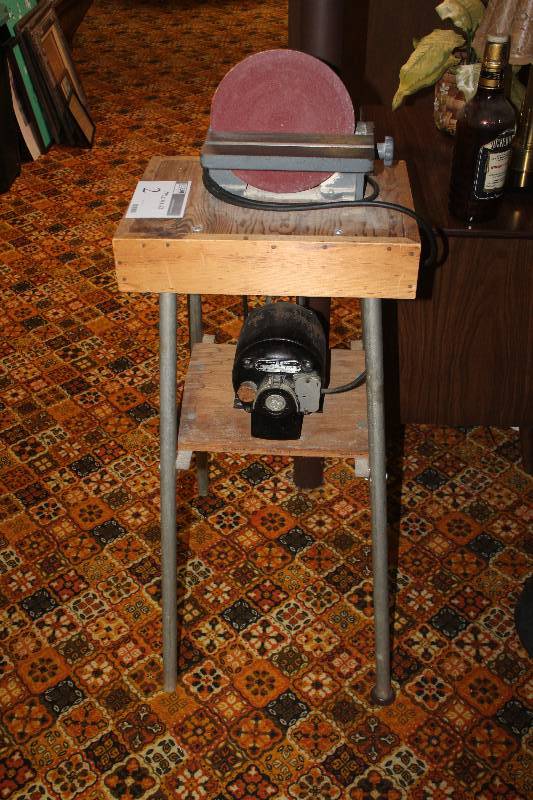 lot 2 image: Table SanderGrinder with GE Electric Motor