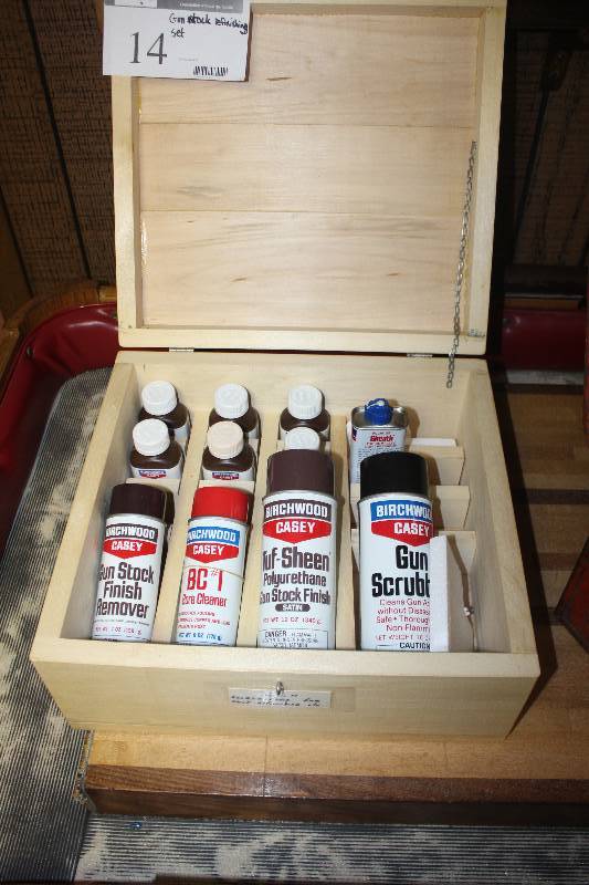 lot 14 image: Birchwood Casey Gun Stock Refinishing Set