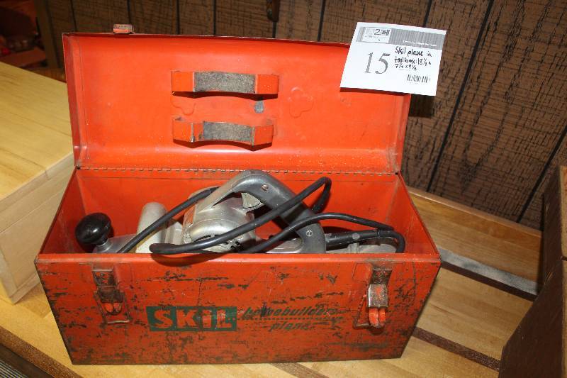 lot 15 image: Skil Plane in Toolbox