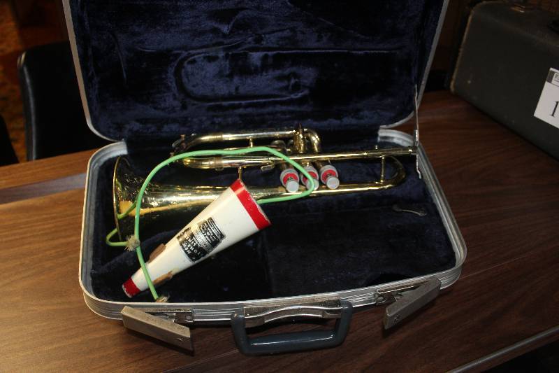 lot 105 image: Horn in Case