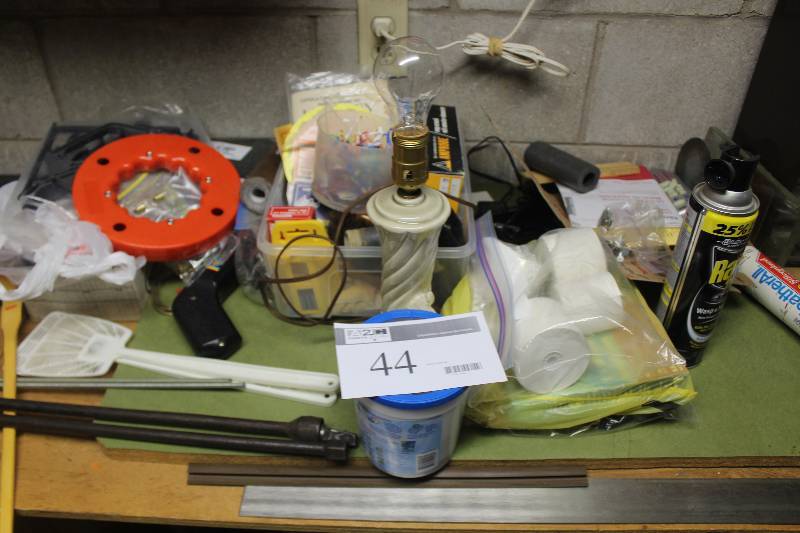 lot 44 image: Misc