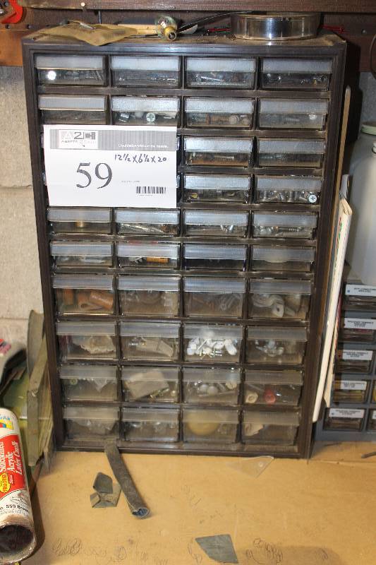 lot 59 image: 40 Drawer Organizer