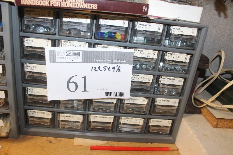 lot 61 image: 25 Drawer Organizer