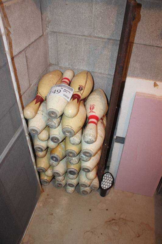lot 149 image: Lot of (34) Bowling Pins