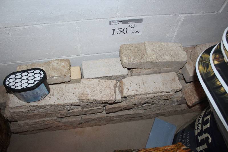 lot 150 image: Lot of Bricks