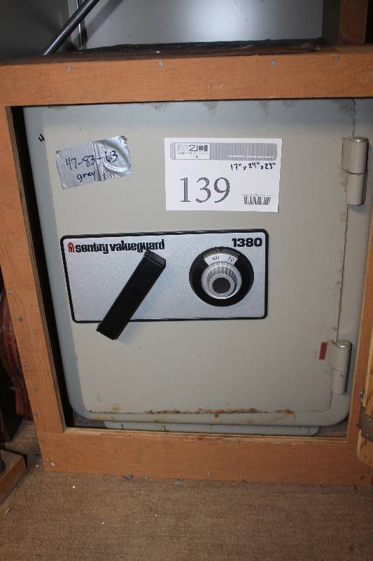 lot 139 image: Sentry Valueguard 1380 Fire Resistant Safe