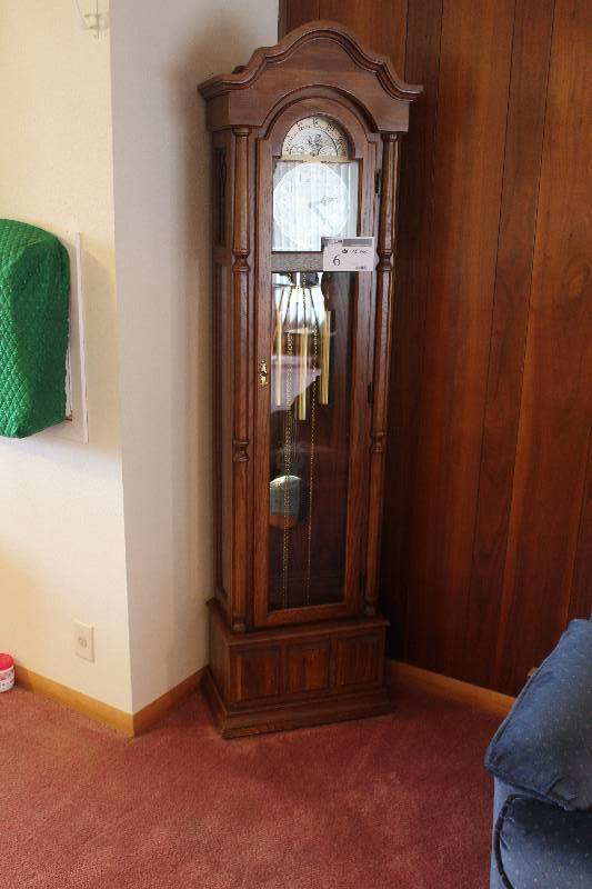 lot 6 image: Grandfather Clock