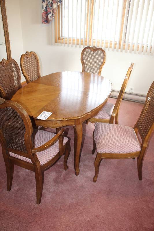 lot 181 image: Custom Dining Table Set