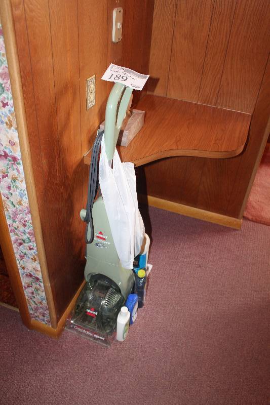 lot 189 image: Bissell QuickSteamer Carpet Cleaner with Cleaning Supplies
