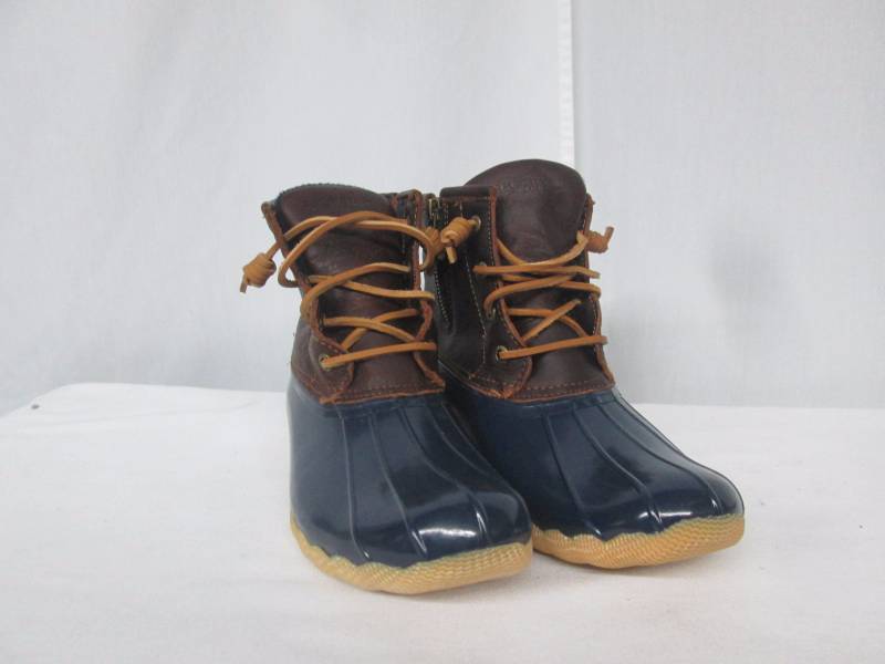lot 40 image: Sperry Womens Saltwater Quilted Duck Boot - TaupeNavy
