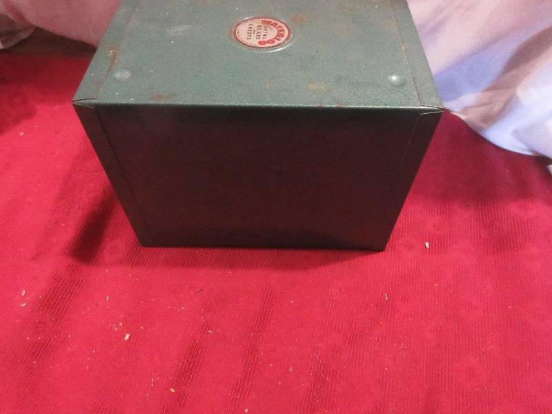 METAL TOOL BIN WITH HARDWARE IN
