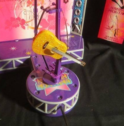 Hannah Montana Stage