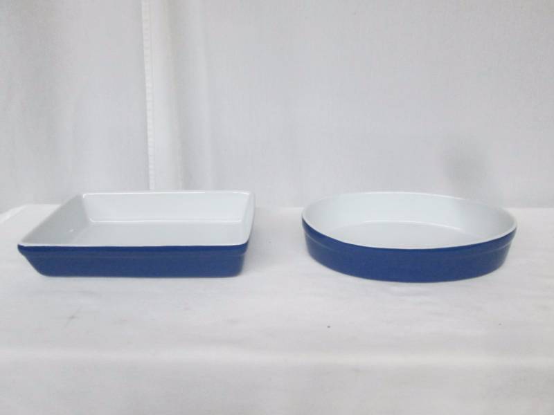 lot 78 image: 2-pc. Ceramic Ovenware Set