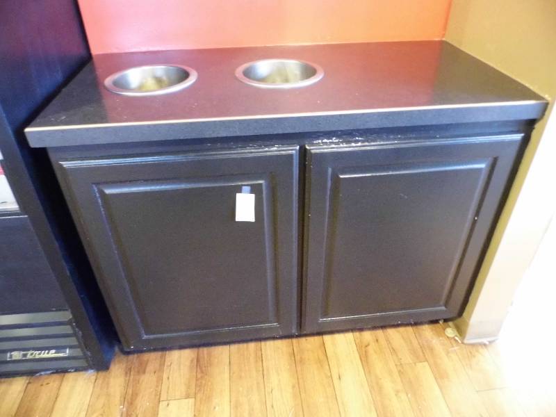 Counter w Soup Warmers
