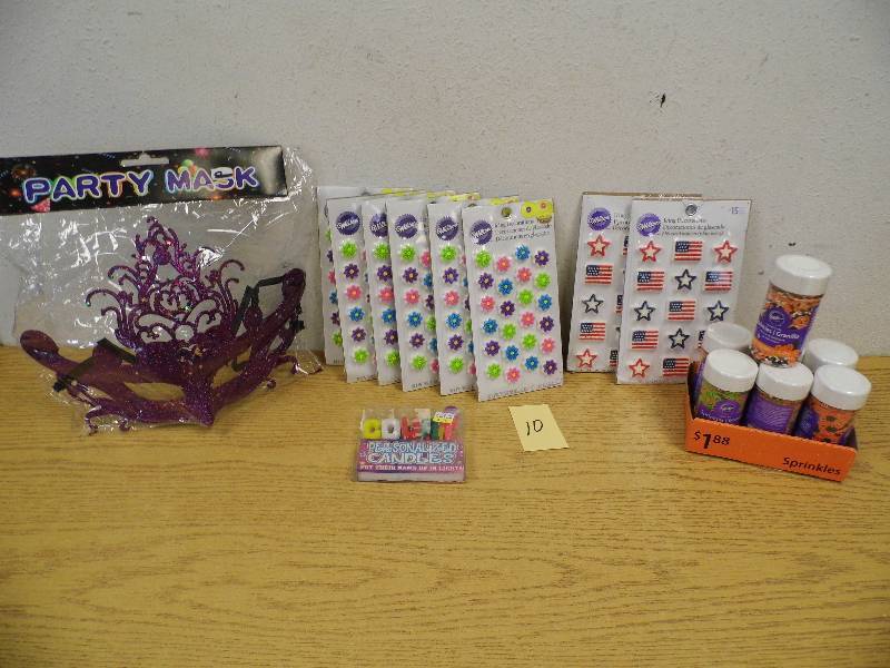 lot 10 image: New Cake Decorating & Party Items