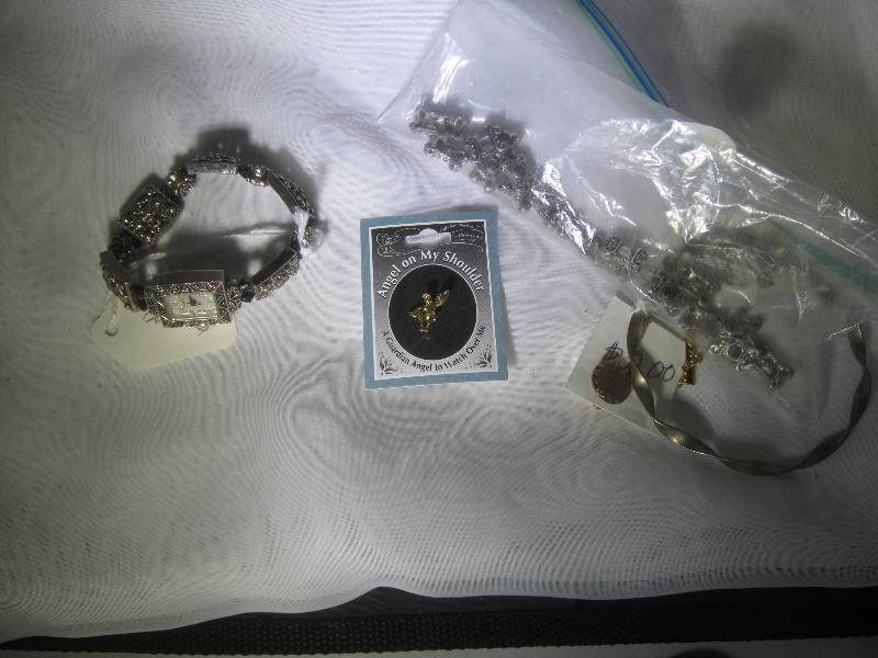 lot 896 image: Misc Lot - Angel Pin, Extra Jewels, Tie Clip, Watch, Bracelet