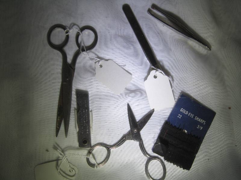 lot 900 image: Misc Lot - Scissors, Sewing Needles, Tweezers, Knife