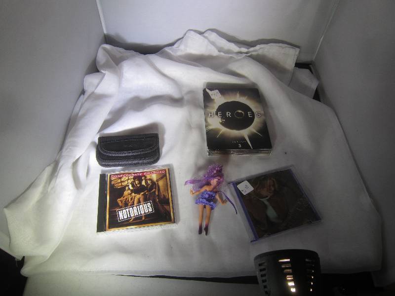 lot 950 image: LOT - Confederate Railroad CD, Heros Series, Fairy & Case