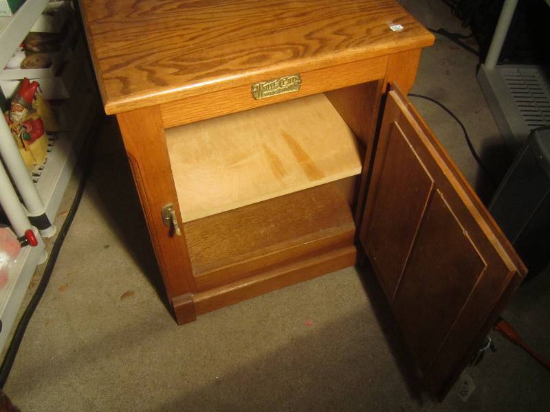 lot 867 image: Oak Refrigerator Door Night Stand - 22W x 16D x 26H