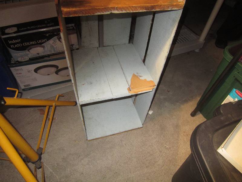 lot 955 image: Crate