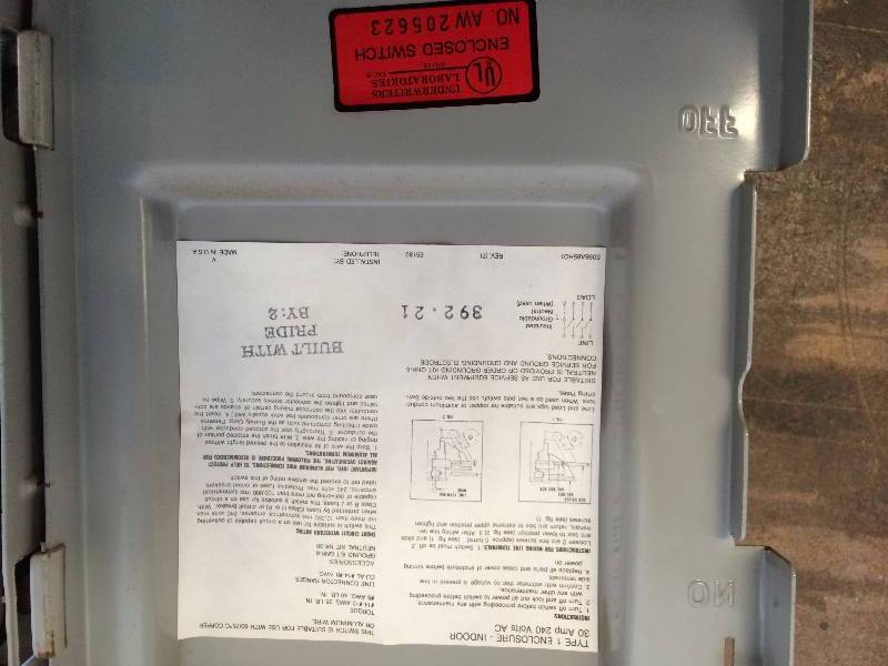 lot 33 image: Westinghouse Heavy Duty Safety Switch