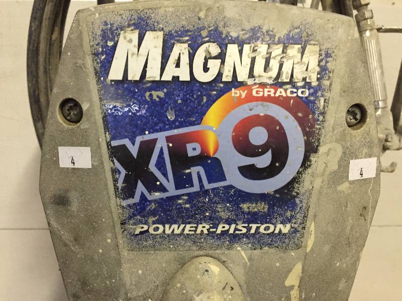 lot 4 image: GRACO MAGNUM SR9 POWER PISTON PAINT SPRAYER