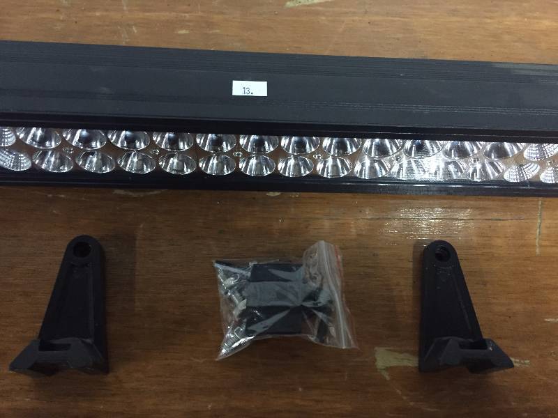 lot 13 image: LED WORK LIGHT