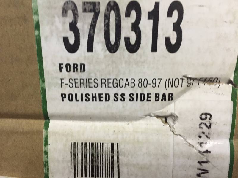 lot 19 image: DEEZEE TUBULAR SIDE STEPS ( NEW)