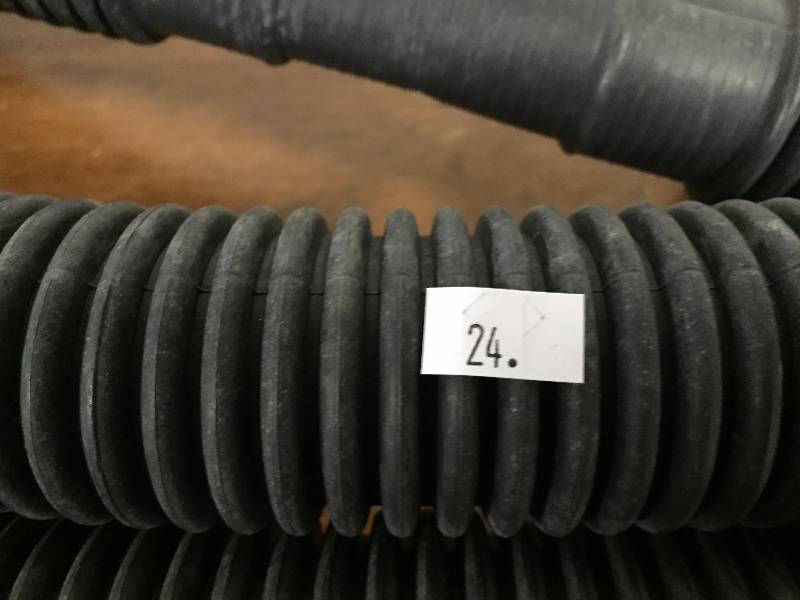 lot 24 image: 25 SUMP PUMP HOSE